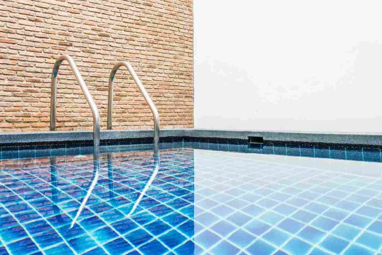 Swimming Pool Cleaning | KABCO Group